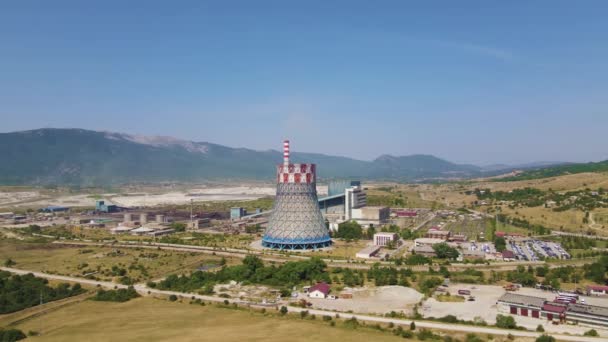 Kohlekraftwerk Gacko Bosnien Und Herzegowina Luftaufnahme Von Kühlturm Schornstein Und — Stockvideo