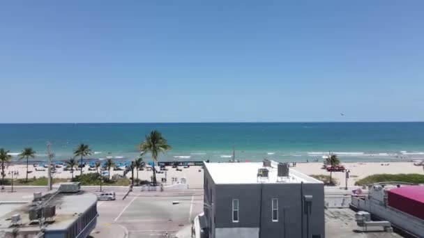 Flygfoto Fort Lauderdale Beach Och Beachfront Boulevard Traffic Soliga Dagen — Stockvideo