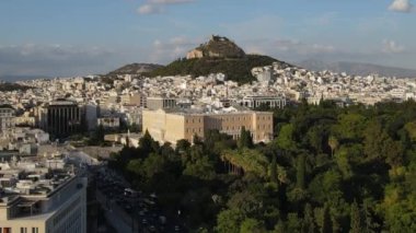 Yunanistan Parlamentosu, Yunanistan Meclis Binası, Atina, Yunanistan. Güneşli günde İHA Hava Görüntüsü