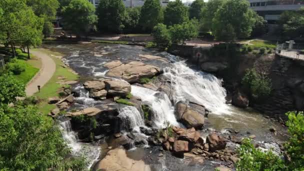 Reedy River Cascades Falls Park Sunny Day Greenville South Carolina — Stockvideo