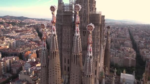 Barcelona Spain Aerial View Sagrada Familia Famous Temple Church Drone — Wideo stockowe