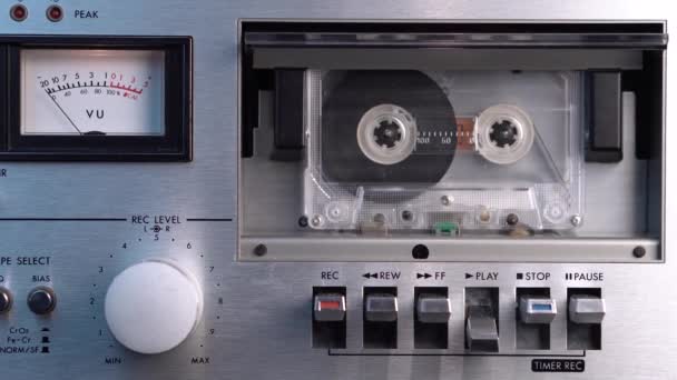 Rouleau Bande Cassette Audio Dans Lecteur Plate Forme Vintage Des — Video