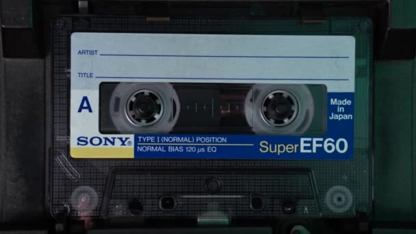 Kaseta Magnetofonowa Sony Audio Odtwarzanie Lub Nagrywanie Dźwięku Lub Muzyki — Wideo stockowe