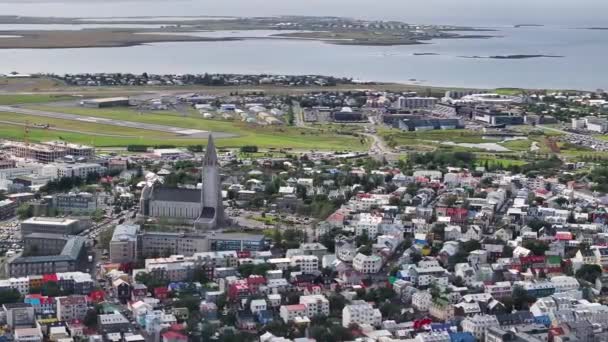 Aerial View Downtown Reykjavik Iceland Sunny Day Central Church Buildings — Stockvideo