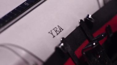 Yıl 1861, Beyaz Kağıt 'a Eski Daktiloyla Yazma, Makro Kapatma 4K
