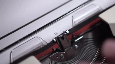 1942 Yıl Numarası, Klasik Daktiloda Daktilo, Betik Roman Başlatma veya Anı 4k