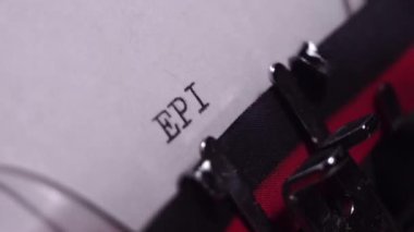 Bölüm 8, Beyaz Kağıt 'a Eski Daktilo, Yazma Senaryosu, Kapat 4k