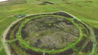 Hava Görünümü, Brodgar Halkası, İskoçya 'nın Manzarasında Tarih Öncesi Taş Çemberi oluşumu