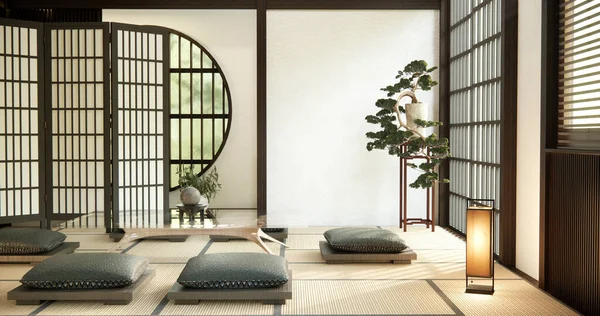 Zen Odasının Içi Alçak Masa Yastıklı Ahşap Oda Japon Tarzında — Stok fotoğraf