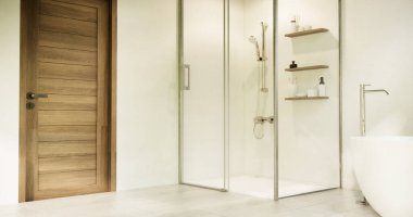 Beyaz banyoda duş modern stil.