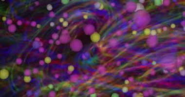 Parlayan çok renkli baloncuklar, bozulmuş çok renkli ışık ışınlarının arka planına doğru hareket ederek izleyiciye doğru patlıyor. Animasyon arka plan ve kulüp videosu. Meditasyon videosu. Sonsuz döngü