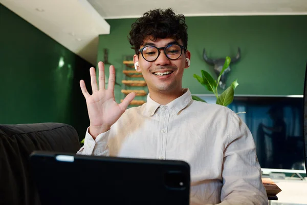 Young Multiracial Man Shirt Smiling While Using Digital Tablet Waving — Photo