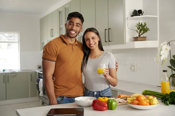 Young Biracial Couple Wearing Casual Clothing Smiling Looking Camera Food — Stock Photo, Image
