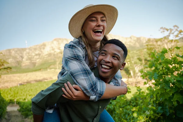 Happy Young Multiracial Couple Wearing Casual Clothing Smiling While Giving — Stock Photo, Image