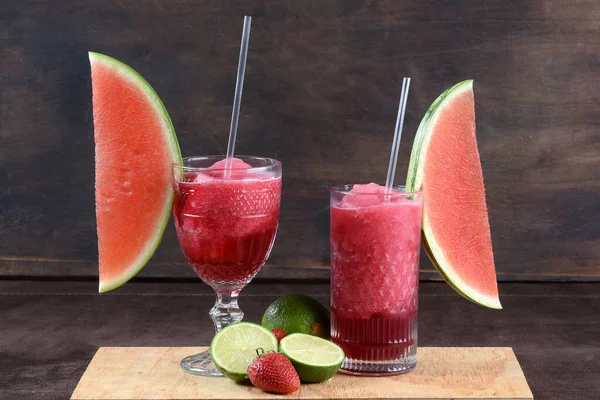 Morango Natural Melancia Suco Frutas Vermelhas Bebida Frutas Frescas Com — Fotografia de Stock