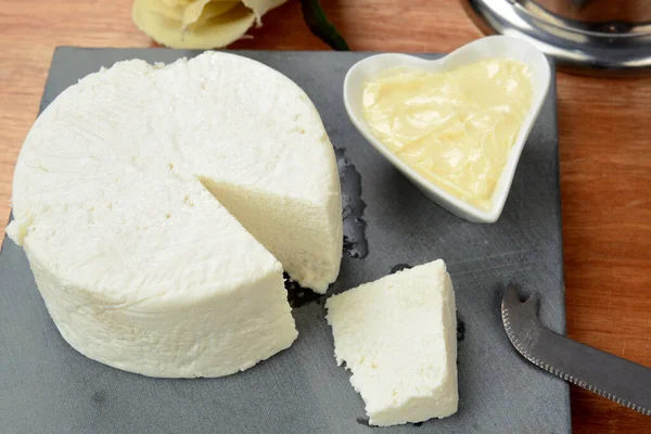 Сыр Рикотта Маслом — стоковое фото