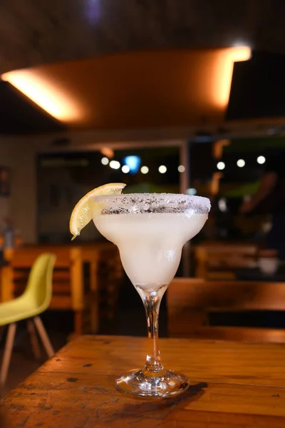 Margarita Tequila Drank Met Citroen Verfrissende Typische Mexicaanse Alcoholische Drank — Stockfoto