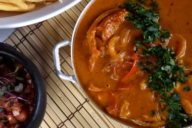 Brezilya Deniz Ürünleri Güveci - Moqueca