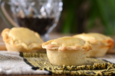 empada Goiana tavuk turtası tipik Brezilya yemeği geleneksel kızarmış tavuk turtası.