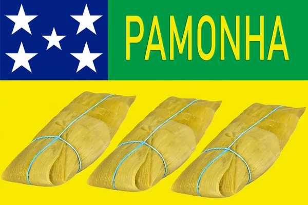 파몬하 옥수수 브라질의 전통적 요리용 옥수수 케이크 배경에서 바라본 옆모습 — 스톡 사진