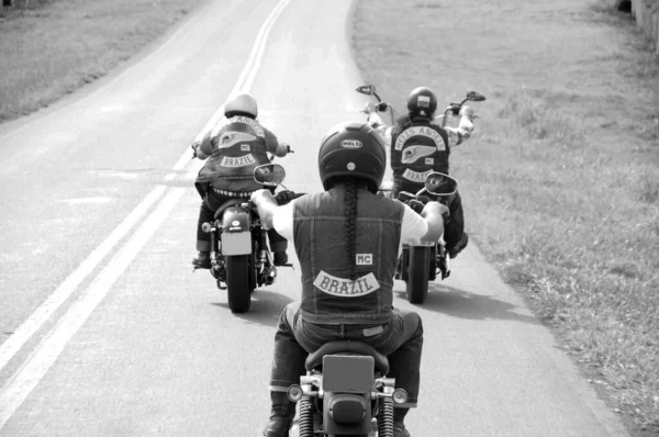 2014年7月15日 在巴西戈亚尼亚举行摩托车骑行会议 — 图库照片