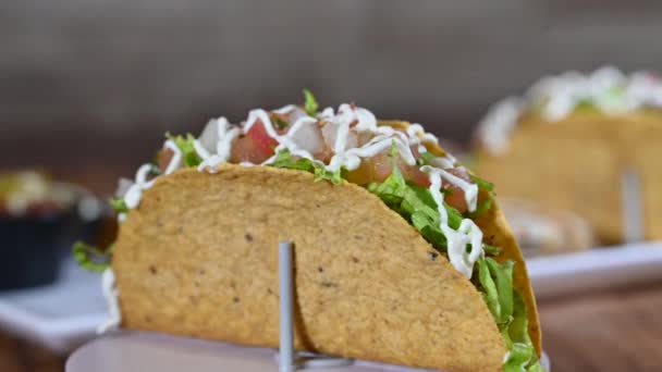 Mexicaans Eten Taco Guacamole Jalapeno Peper Quesadillas Nacho Tortilla Tex — Stockvideo