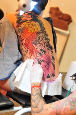 Goiania dövme kongre süspansiyon ekipmanı ve dövmeler için mürekkep cilt boyama makinesi piercing