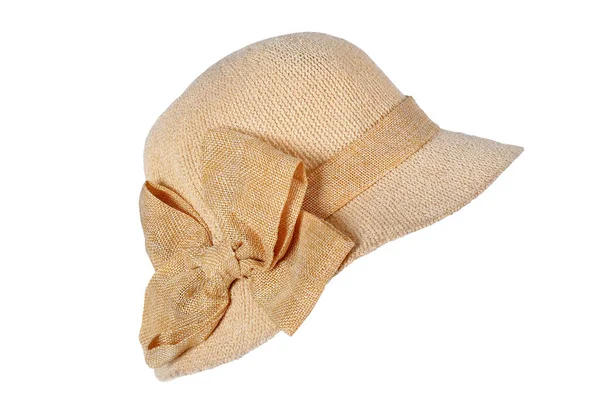 黄金のキャピム帽子 ブラジルの手工芸の自然なわら 白い背景のヘッド保護様式の夏に隔離された広いレンズの帽子 — ストック写真
