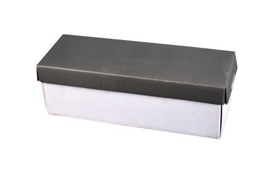 beyaz arka planda izole edilmiş ürün ve hediyelerin taşınması ve hediye koruması için karton kutu sem estampa kırpmak için iyidir