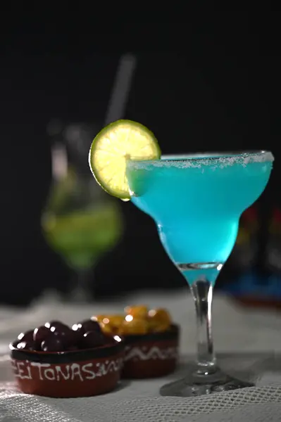 Cozumel Alkoholtartalmú Ital Frissítő Trópusi Tequila Képpel — Stock Fotó