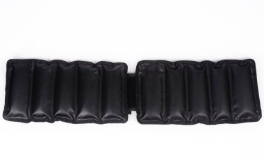 Vücut geliştirme spor salonu görüntüsü için ağırlığı olan destek ve koruma bandı