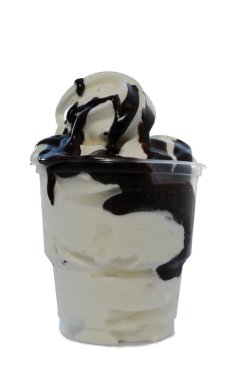 Dondurmalı milkshake dondurmalı dondurma dükkânı mikroşirket süt, vanilyalı çikolata ve meyveli dondurma.