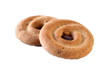 Beyaz arkaplanda izole edilmiş yuvarlak gofret. İzole edilmiş kuru kraker kurabiyeleri. İzole edilmiş tuzlu atıştırmalıklar..