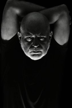 portreler yüz ifadesi vücut hareketleri modern adam siyah beyaz fotoğraf güzel sanat silueti resim