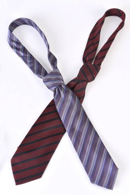 Beyaz arkaplanda izole edilmiş erkek kravat aksesuarları resmi iş konsepti moda zarafeti