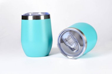 Klasik Stay Chill Chill vakumlu akustik yalıtkan, paslanmaz çelik bira fincanı, çift katlı akrilik duvarlı sert metal taklacı, bulaşık makineli yalıtkan arka planı