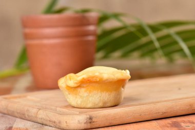 pie little pie from Gois, baked chicken pie typical Brazilian food clipart