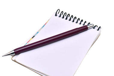 Not defterinde kalem, çiçek ve kalp vardı..