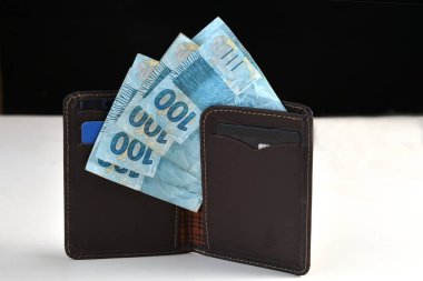 Goiania, Brezilya 24 Şubat 2025: Dolar ve Brezilya 'nın gerçek finansal değeri