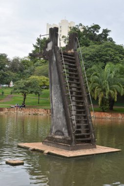 Goiania Goias Brezilya trambolin lago das rosas inşaat mimarisi sanat deco tarihi şehir binası