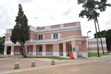  Art Deco mimari lambası şehir meydanı sonrası tarihi miras binası