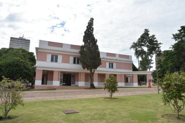  Art Deco mimari lambası şehir meydanı sonrası tarihi miras binası