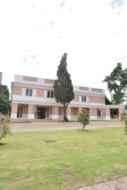  Art Deco mimari lambası şehir meydanı sonrası tarihi miras binası