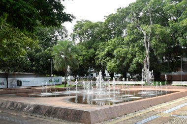  Art Deco mimari lambası şehir meydanı sonrası tarihi miras binası