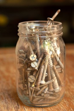 makro fotoğrafçılık paslı vidalar kullanılan araç dokusu arkaplan resmi