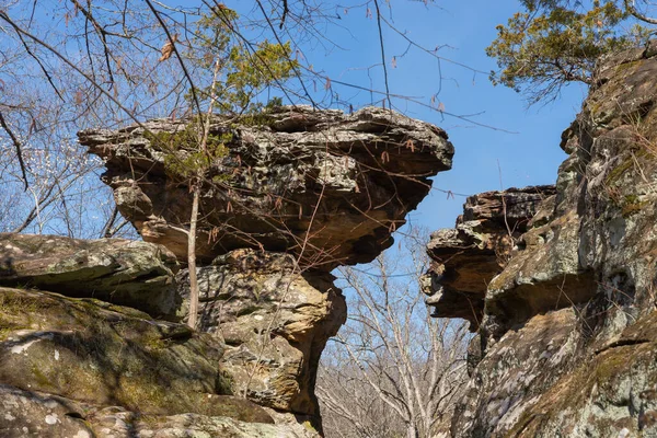 Devil Standtable Rock Formation Giant City State Park Ένα Ηλιόλουστο — Φωτογραφία Αρχείου