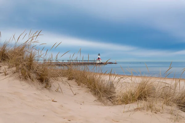 View Michigan City Lighthouse Washington Park Beach Stormy Spring Morning — Stock Photo, Image