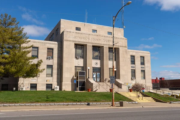 stock image Mount Vernon, Illinois - United States - March 19th, 2023: Exterior of the Jefferson County Courthouse, built in 1939, in downtown Mount Vernon, Illinois.