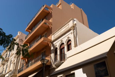 Heraklion, Girit - Yunanistan - 21 Eylül 2023: Yunanistan 'ın Heraklion kentindeki şehir merkezinin dışı.