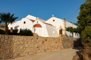 Agia Pelagia, Girit - Yunanistan - 21 Eylül 2023: Güzel güneşli bir sabahta Agia Çölünün dışı.